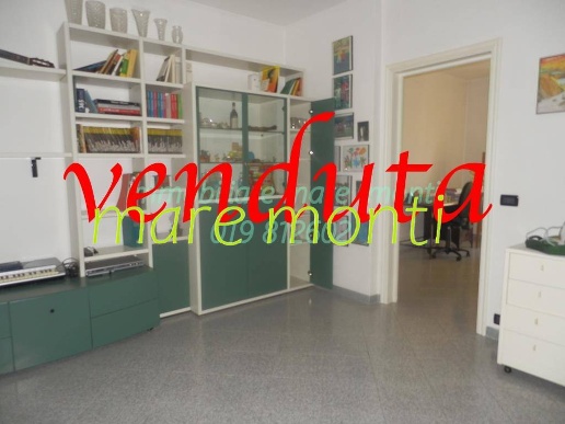 appartamento in vendita a Vado Ligure in zona Vado Centro