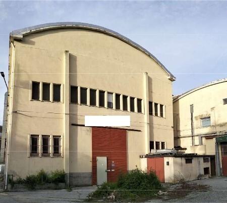 negozio in vendita a Vado Ligure in zona Valle di Vado