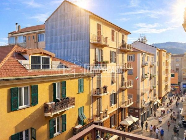 appartamento in vendita a Vado Ligure