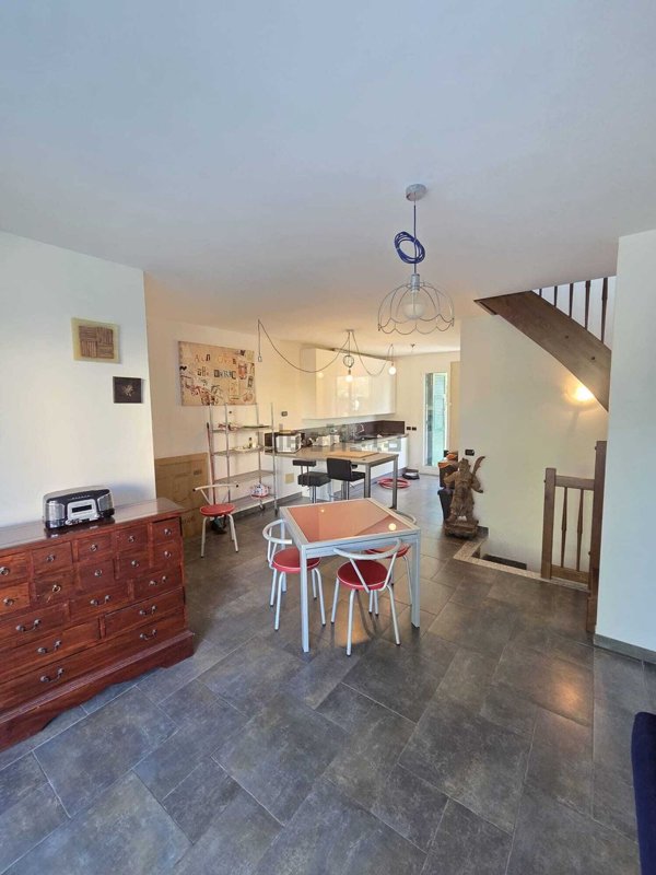 appartamento in vendita a Vado Ligure in zona Porto