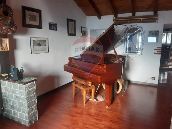 casa indipendente in vendita a Vado Ligure in zona Segno