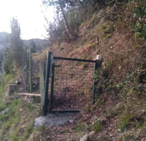 locale di sgombero in vendita a Vado Ligure in zona Sant'Ermete