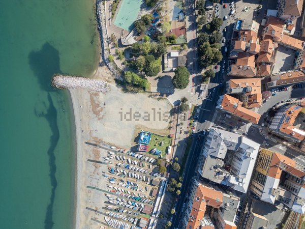 appartamento in vendita a Vado Ligure