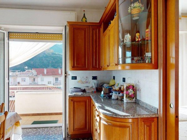 appartamento in vendita a Vado Ligure in zona Valle di Vado