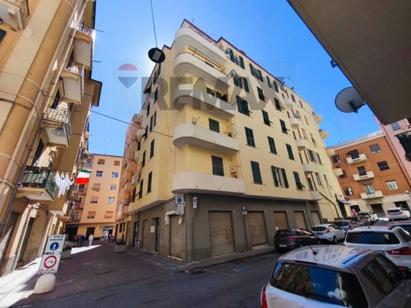 appartamento in vendita a Vado Ligure in zona Vado Centro