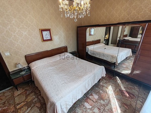 appartamento in vendita a Vado Ligure in zona Vado Centro