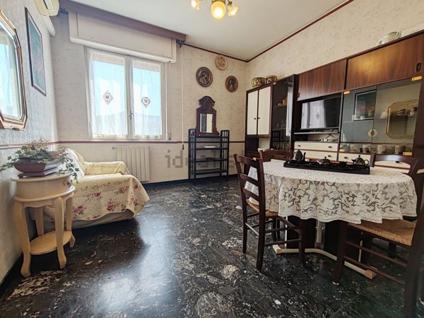 appartamento in vendita a Vado Ligure in zona Vado Centro