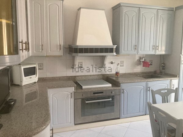 appartamento in vendita a Vado Ligure in zona Sant'Ermete