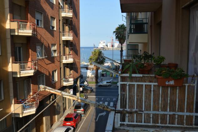 appartamento in vendita a Vado Ligure in zona Vado Centro