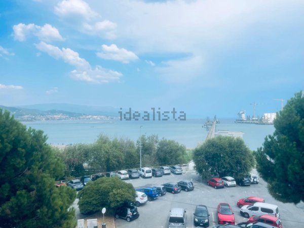 appartamento in vendita a Vado Ligure in zona Vado Centro