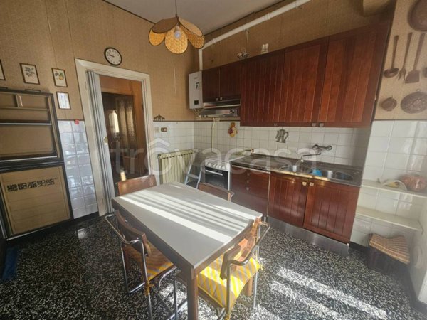 appartamento in vendita a Vado Ligure in zona Vado Centro