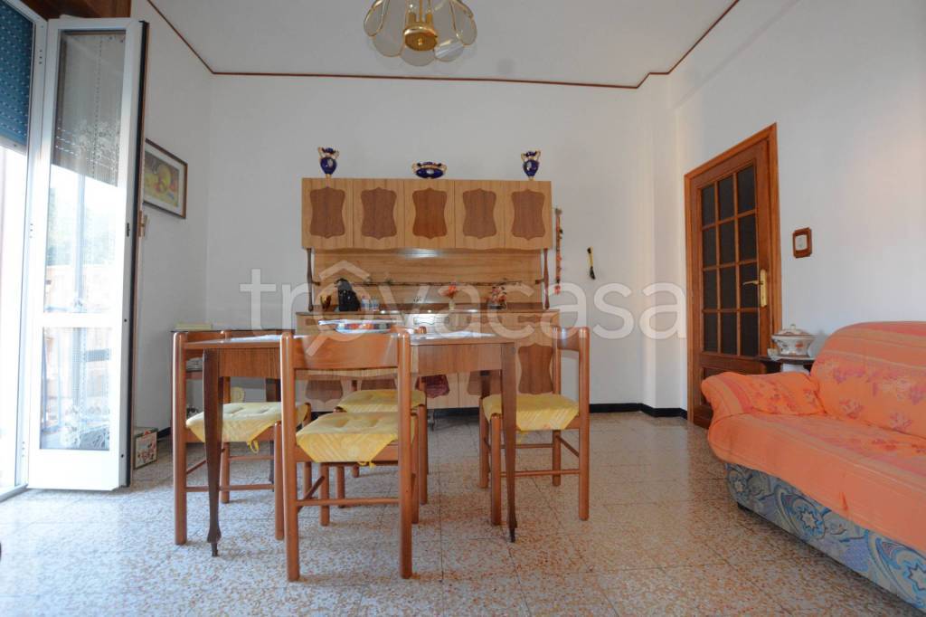 appartamento in vendita a Vado Ligure in zona Valle di Vado