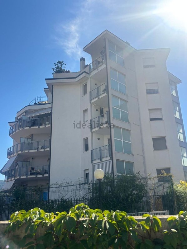 appartamento in vendita a Vado Ligure in zona Vado Centro