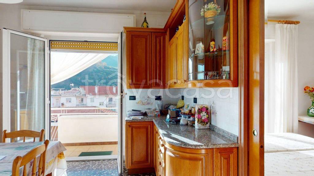 appartamento in vendita a Vado Ligure in zona Valle di Vado