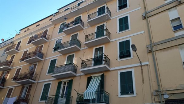 appartamento in vendita a Vado Ligure in zona Vado Centro