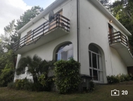 casa indipendente in vendita a Varazze