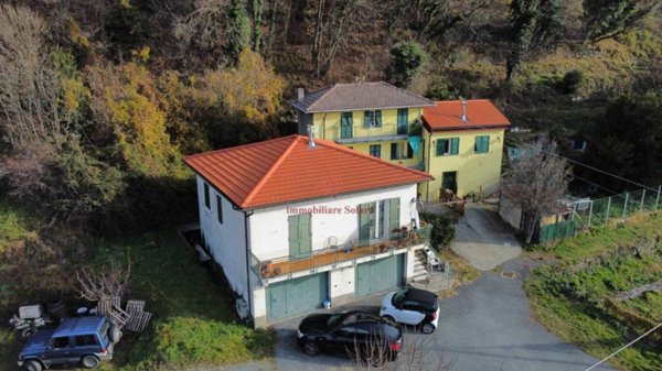 casa indipendente in vendita a Varazze in zona Alpicella