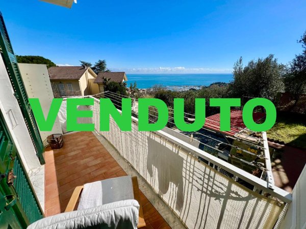 appartamento in vendita a Varazze