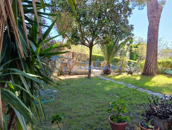 appartamento in vendita a Varazze