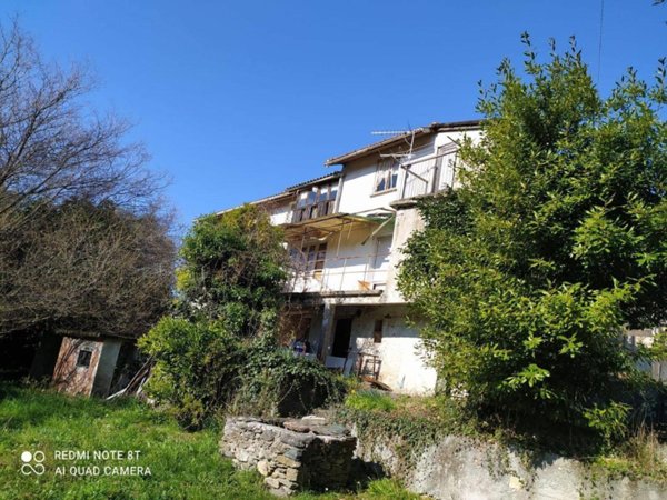 casa indipendente in vendita a Varazze