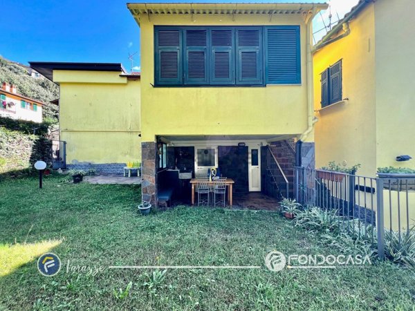 casa semindipendente in vendita a Varazze