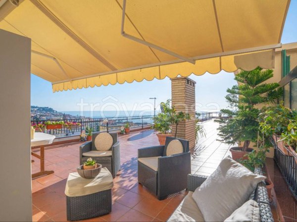 appartamento in vendita a Varazze