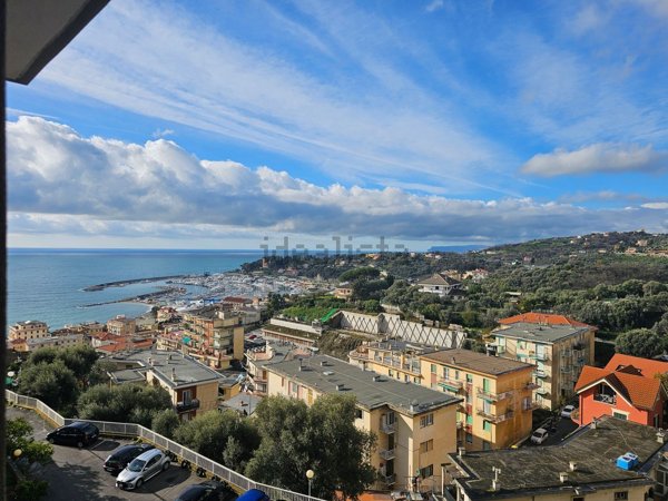 appartamento in vendita a Varazze