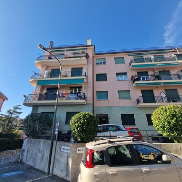 appartamento in vendita a Varazze