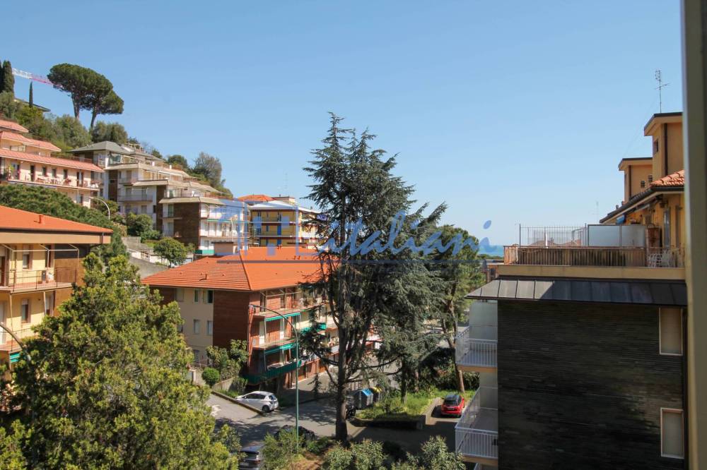 appartamento in vendita a Varazze