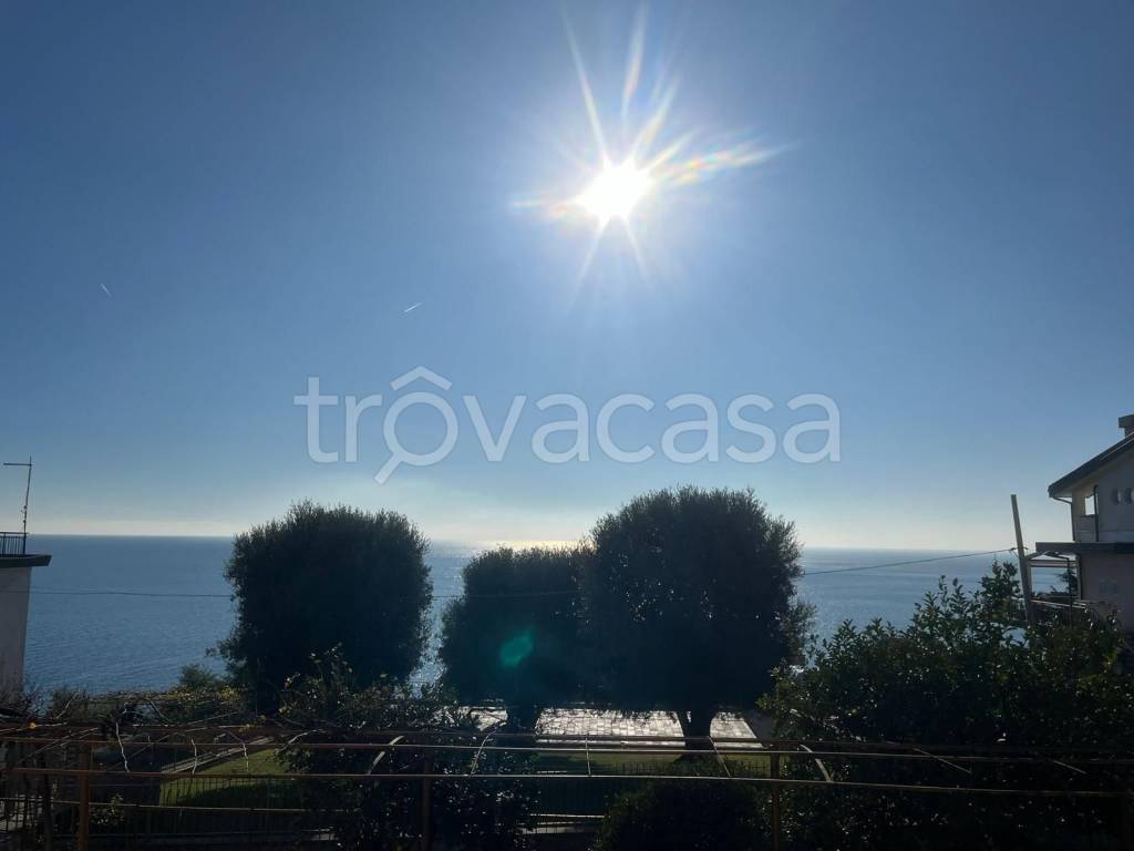 appartamento in vendita a Varazze