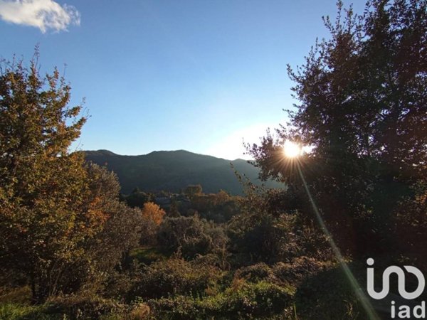 casa indipendente in vendita a Varazze
