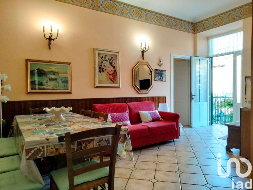 appartamento in vendita a Varazze