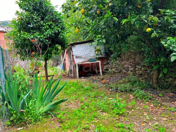 appartamento in vendita a Varazze in zona Casanova
