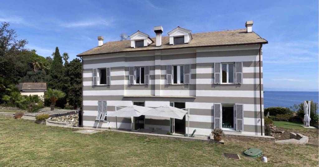 casa indipendente in vendita a Varazze