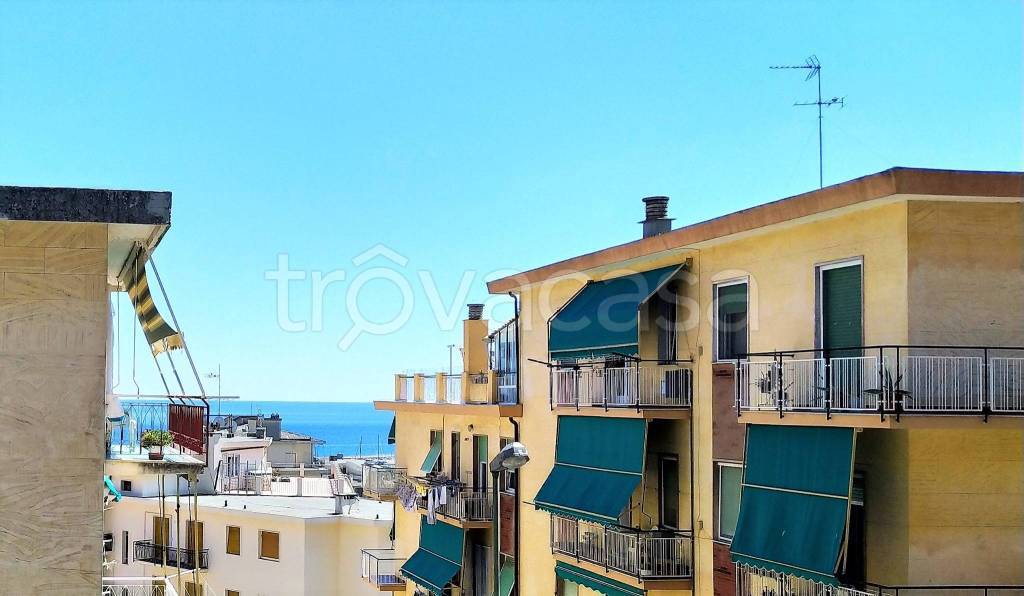 appartamento in vendita a Varazze