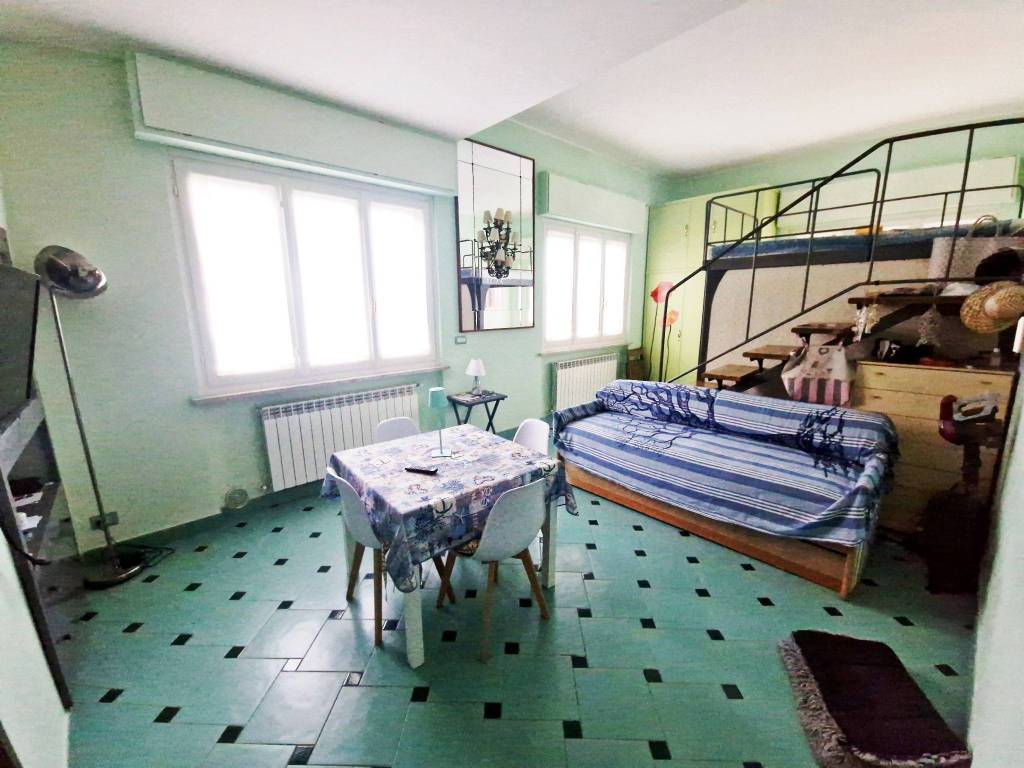 appartamento in vendita a Varazze