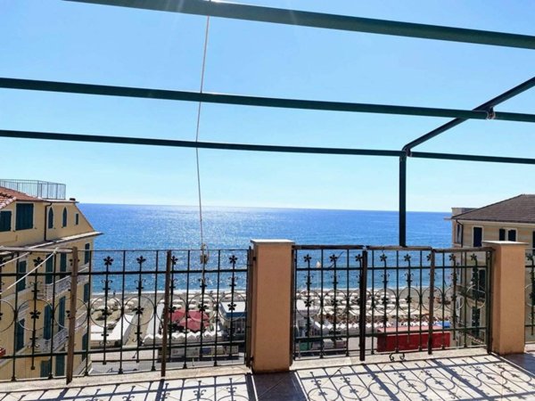 appartamento in vendita a Varazze