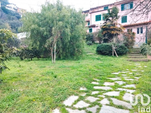 casa indipendente in vendita a Varazze in zona Casanova
