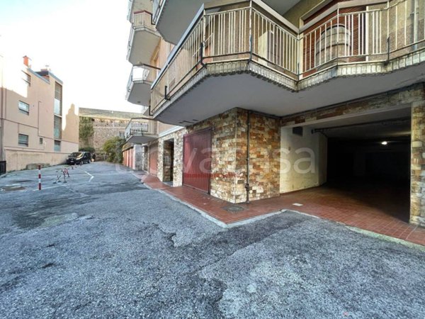 locale di sgombero in vendita a Varazze