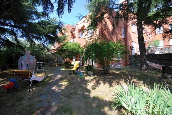 casa semindipendente in vendita a Varazze