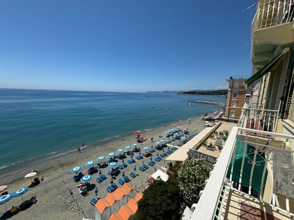appartamento in vendita a Varazze