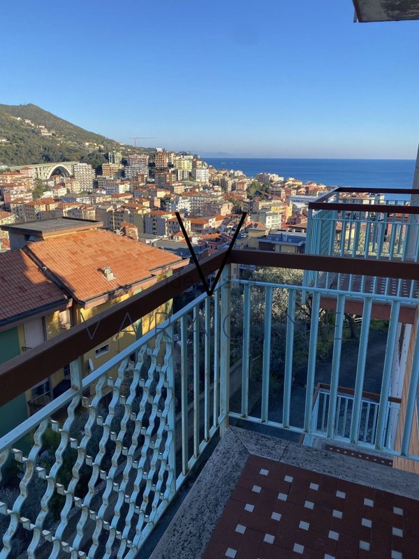 appartamento in vendita a Varazze
