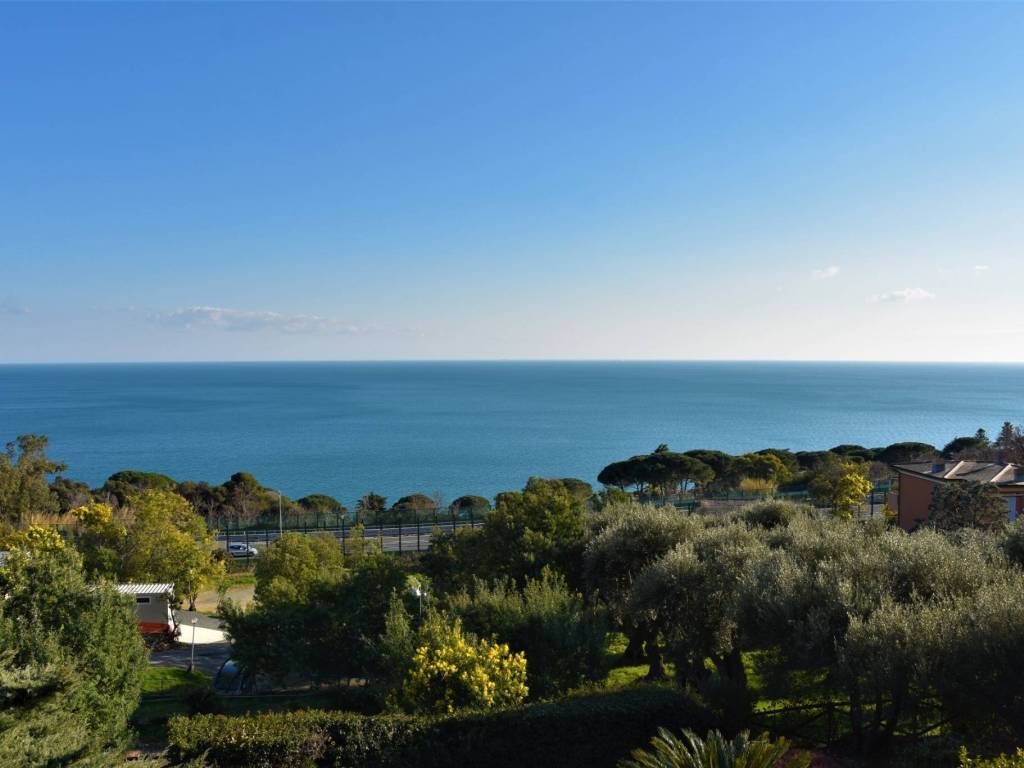 appartamento in vendita a Varazze