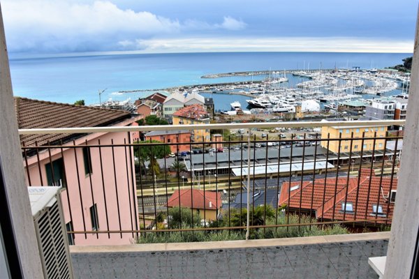appartamento in vendita a Varazze