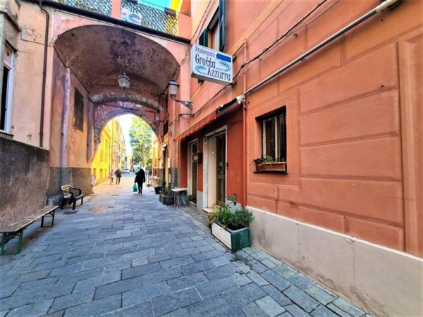 negozio in vendita a Varazze