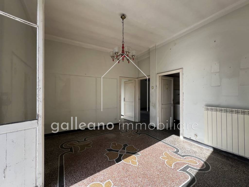 appartamento in vendita a Varazze in zona Pero