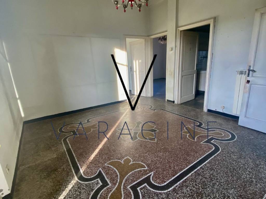appartamento in vendita a Varazze in zona Pero