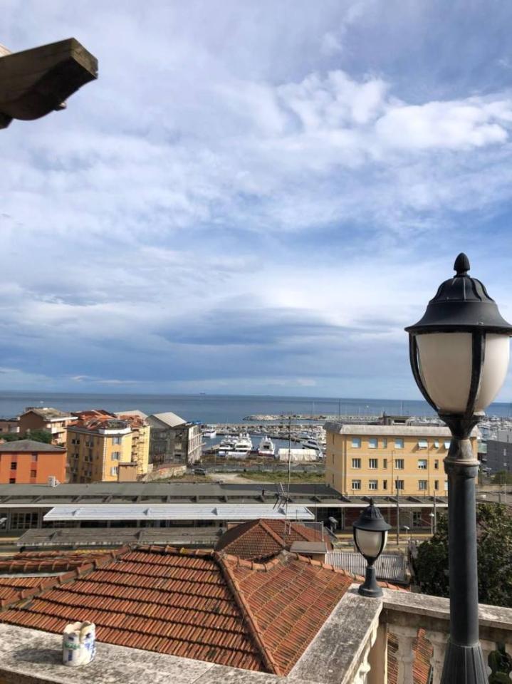 casa indipendente in vendita a Varazze