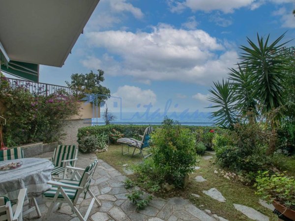 appartamento in vendita a Varazze