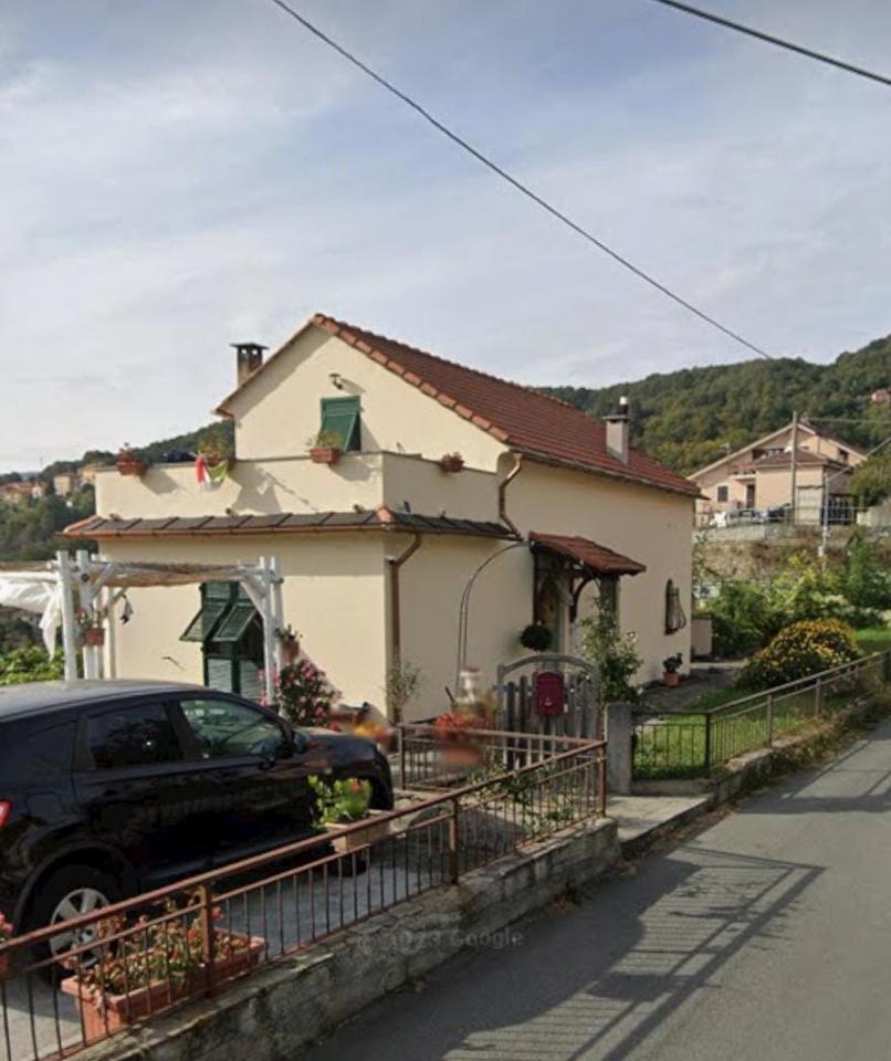 casa indipendente in vendita a Varazze